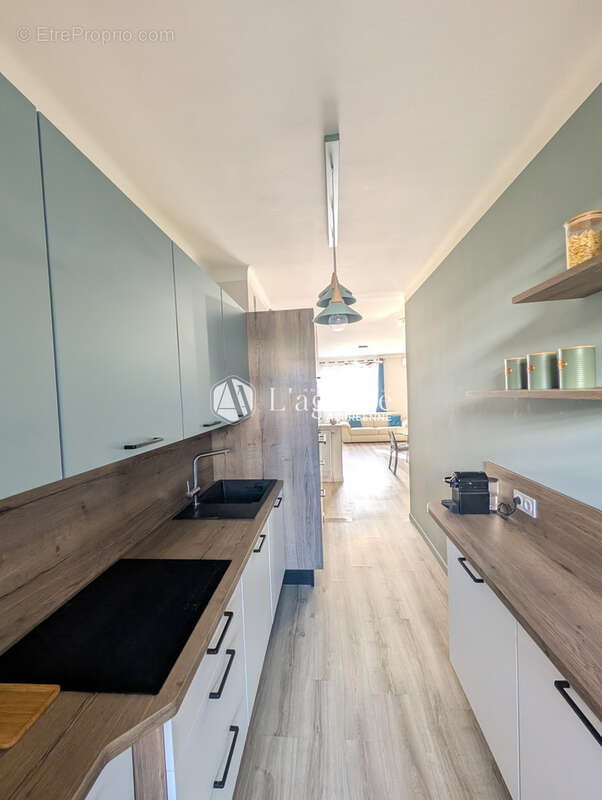 Appartement rez-de-chaussée - Cros-de-Cagnes - photo 2