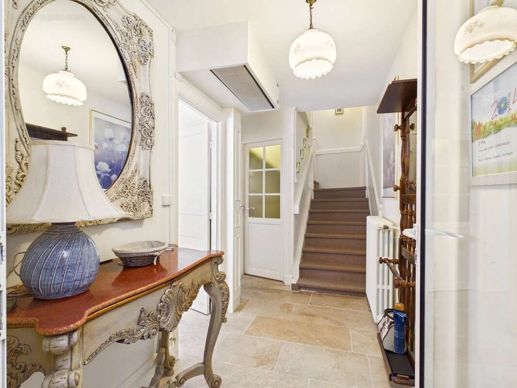 Belle maison de village de 4 chambres au cœur de la bastide de Monflanquin - photo 2