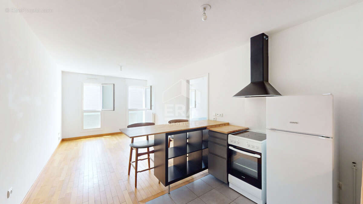 Appartement à PARIS-19E