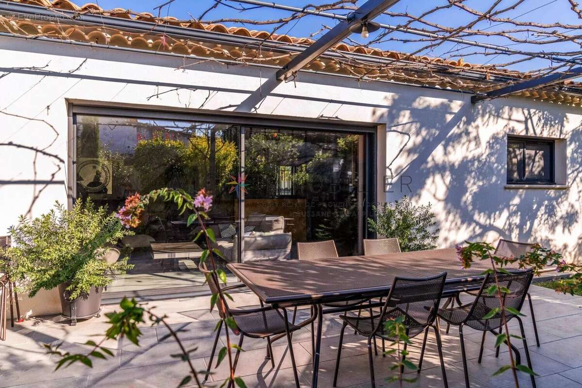 Maison à SAINT-REMY-DE-PROVENCE