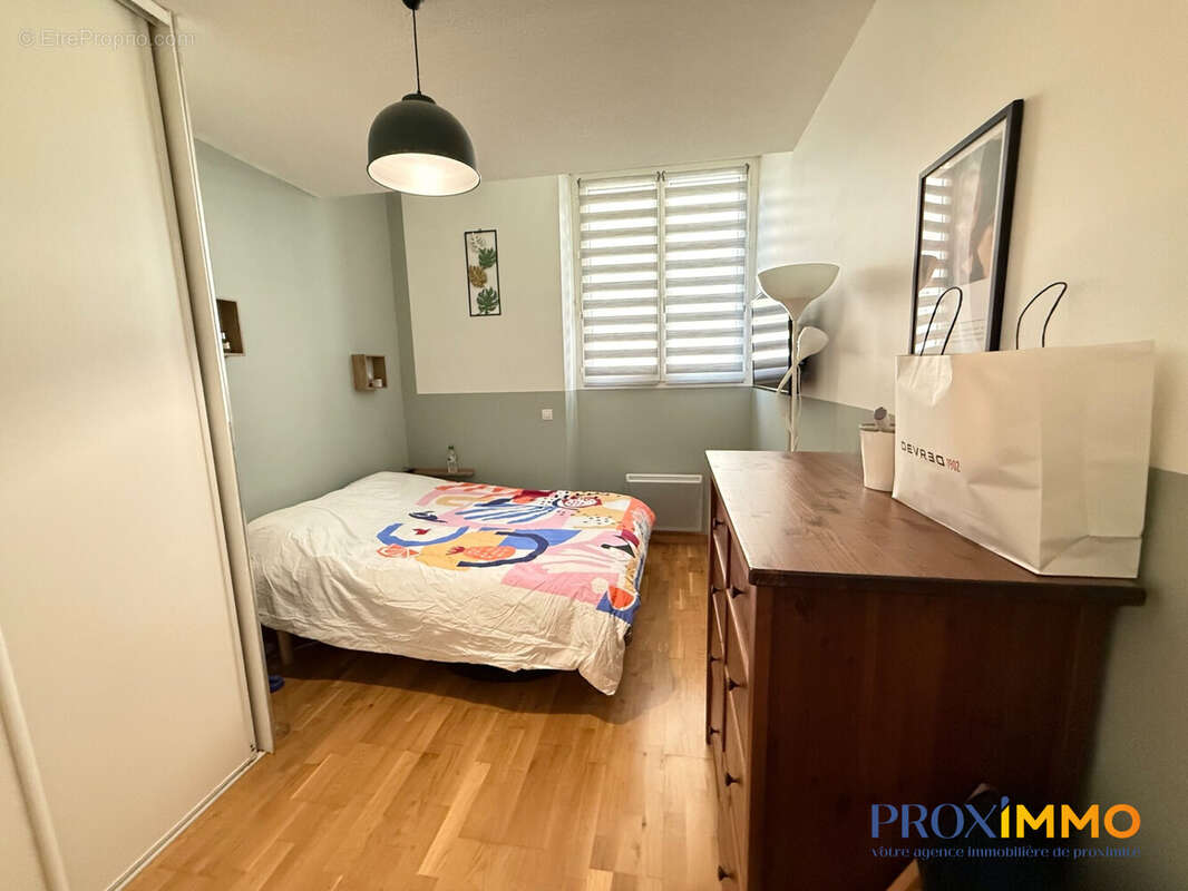Appartement 74 m² à Voiron  - photo 4