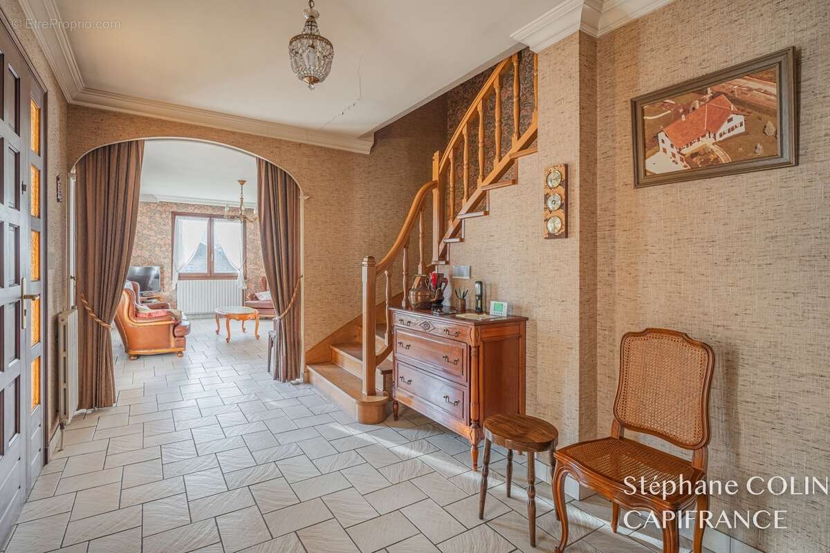 Maison à vendre 8 pièces EYBENS (38) - photo 11
