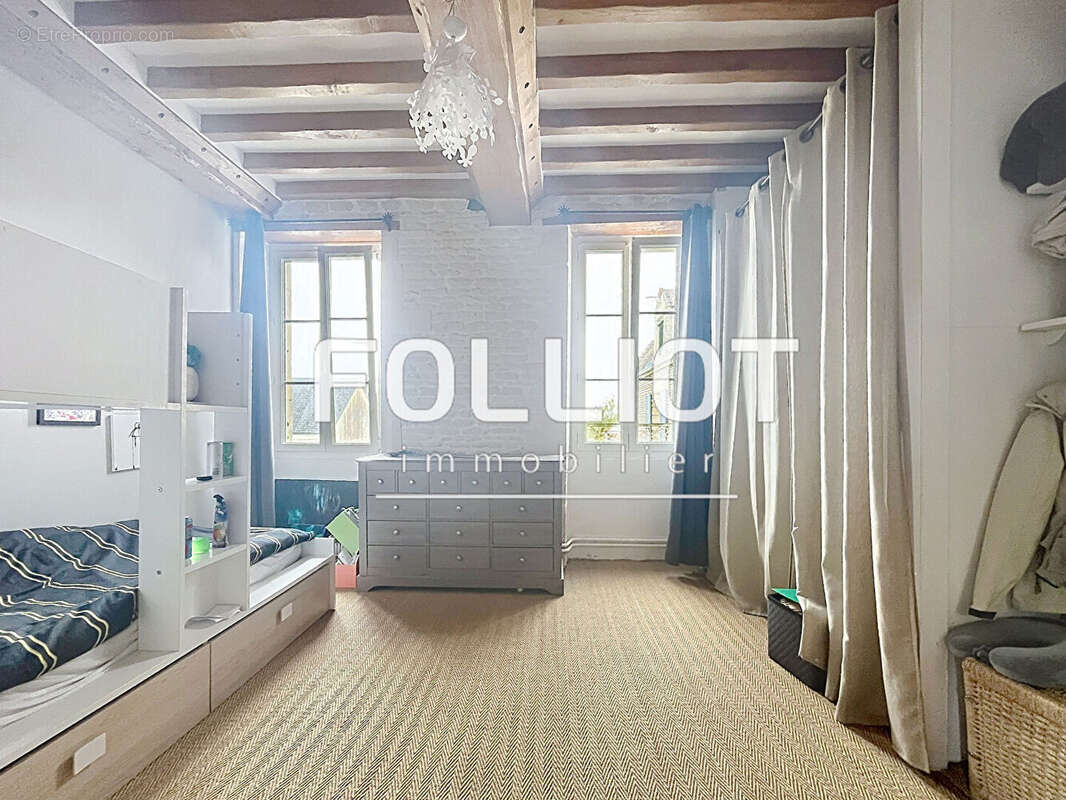 ACHAT/VENTE Maison en pierre de 4 pièces à vendre à Thaon -  Beau terrain clos - photo 12