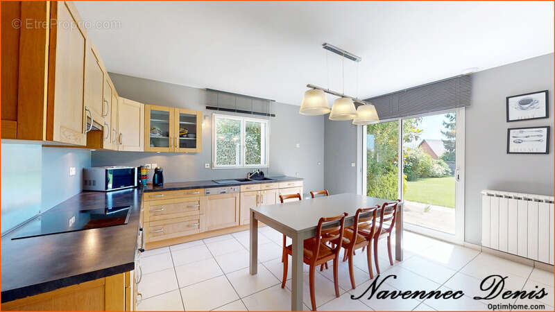 Maison contemporaine Le Neubourg - 7 pièces - 188 m2 hab -1302 m2 de terrain - photo 6