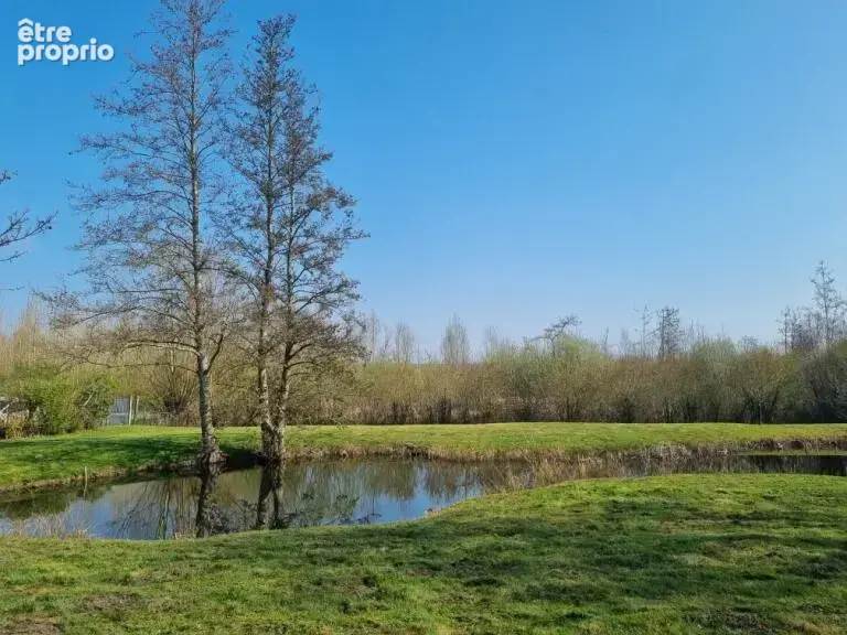 Terrain de loisir avec etang et mobil-home autonome sur longpre-les-corps-saints - photo 4