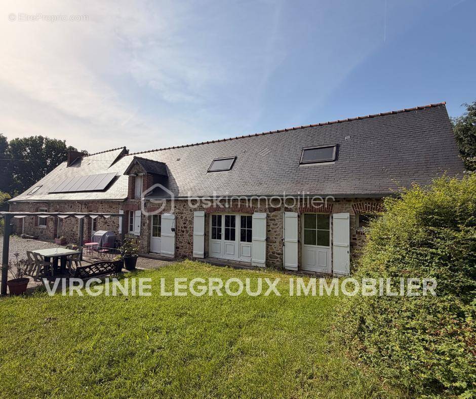 Maison à SAINT-PIERRE-LA-COUR