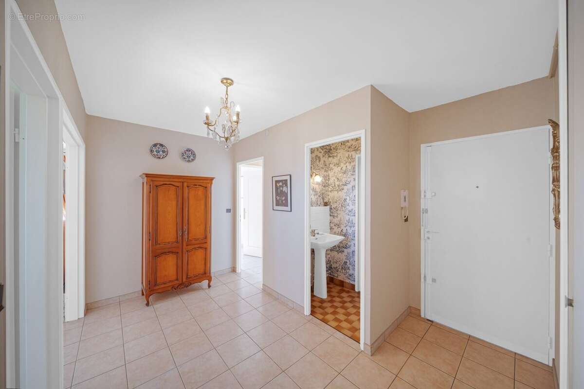 Appartement à TALANT