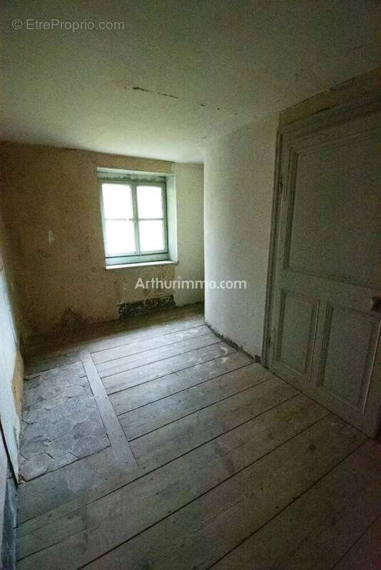 Maison 547 m² à Arc-Et-Senans  - photo 25