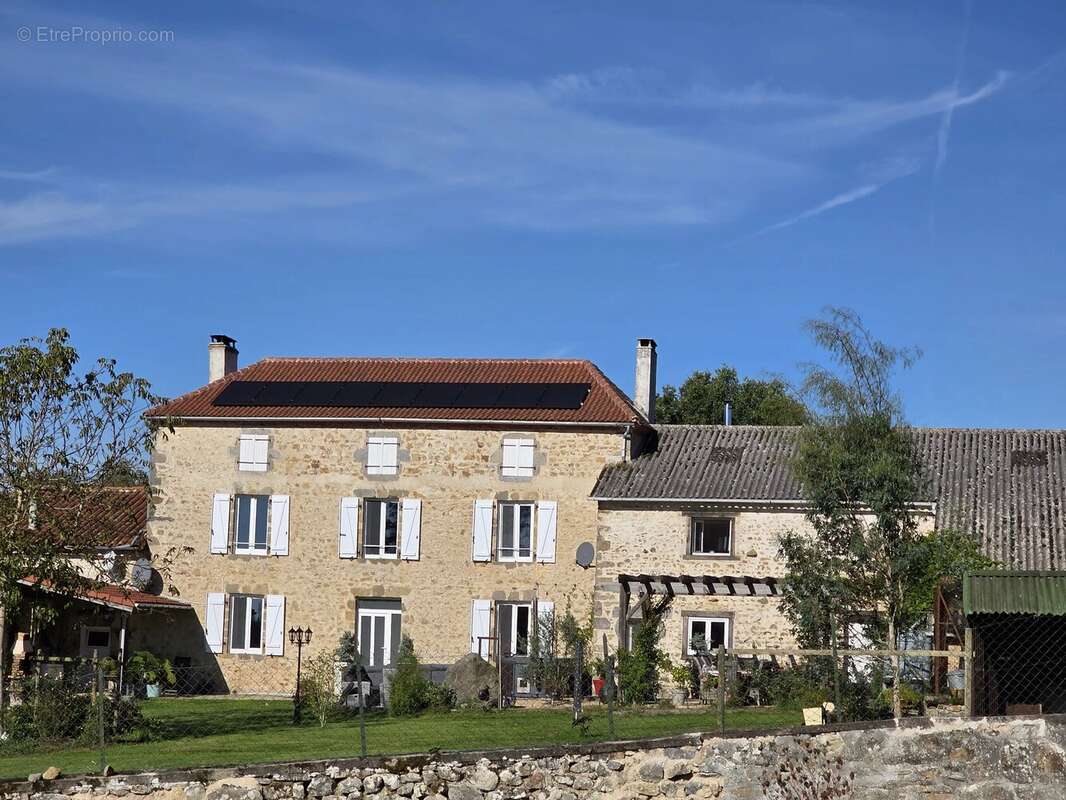 Maison à ORADOUR-SAINT-GENEST