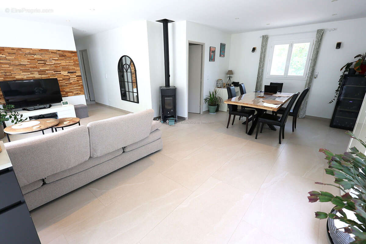 Maison à PEYMEINADE