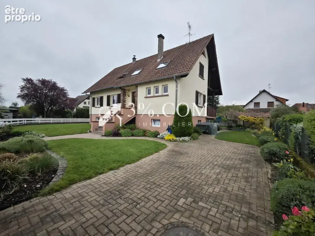 3%.com-- Roppenheim Grande maison 8 pièces 214m2 - photo 2