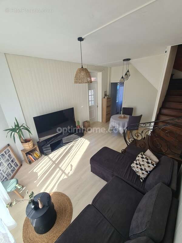 Maison à COSNE-COURS-SUR-LOIRE