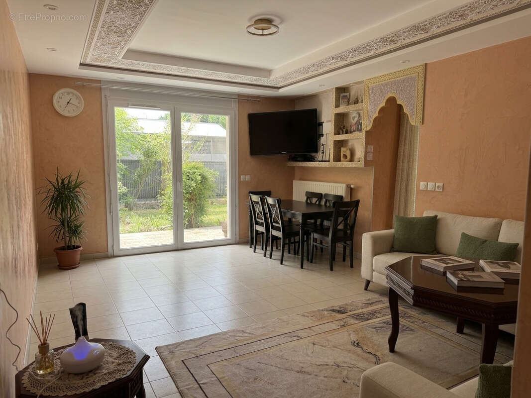 Appartement à CHOISY-LE-ROI