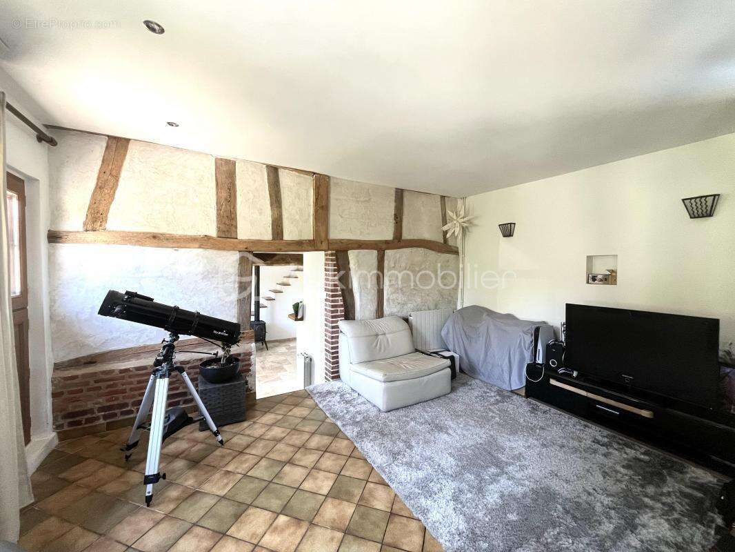 Maison à SAINT-PIERRE-DES-FLEURS