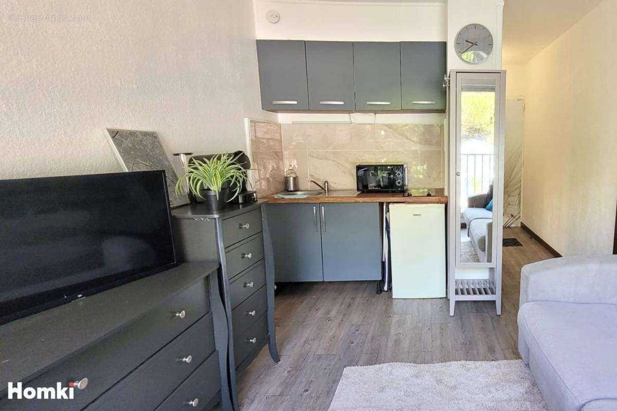 Appartement à MAUGUIO