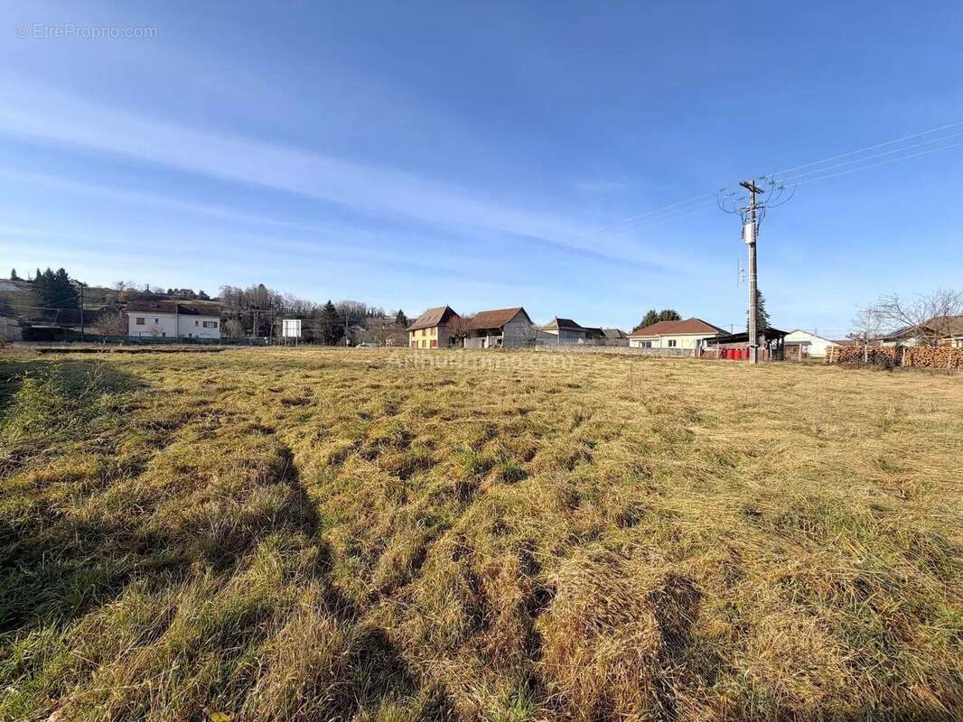 Terrain à CORBELIN