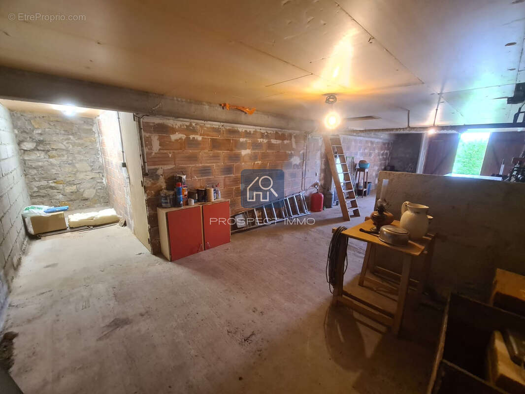 Maison à SAINT-GENIEZ-D&#039;OLT