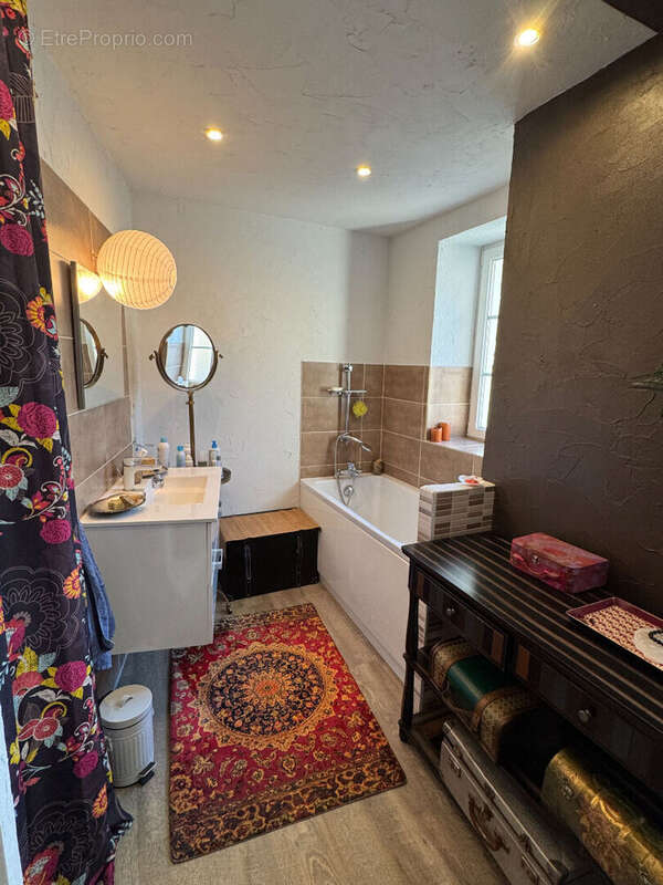 Appartement à CHAUSSIN