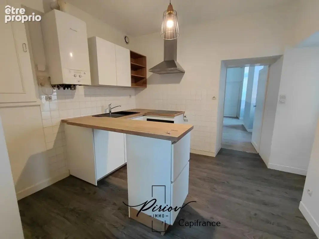 Immeuble de rapport, T2, T3, T3, proximité château, centre ville - photo 7