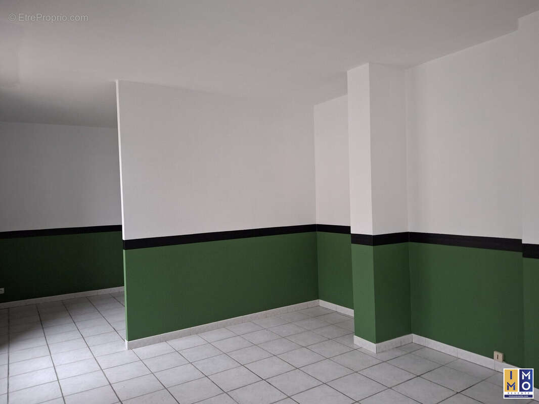 Appartement 479 m² à Chateauneuf-Sur-Cher  - photo 3
