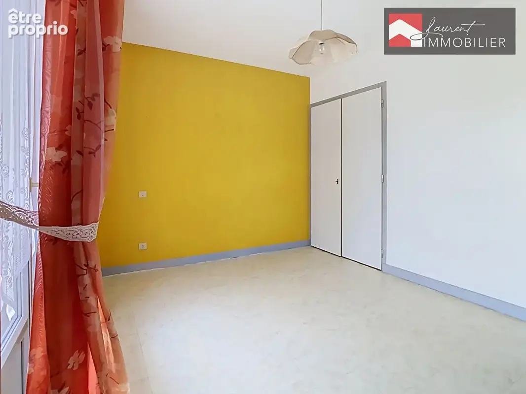 Maison de grande superficie, 6 chambres, proche commodités - 01380 BAGE DOMMARTIN - photo 12