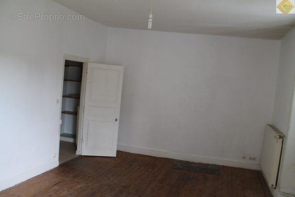 Maison à TOURNON-SAINT-MARTIN