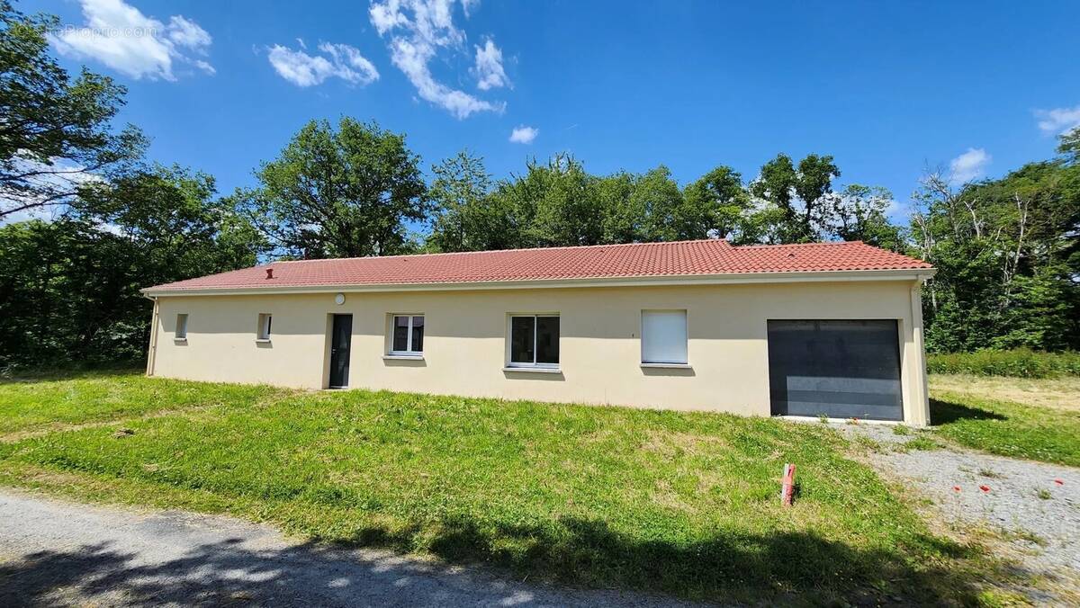 Maison à SAINT-AUVENT