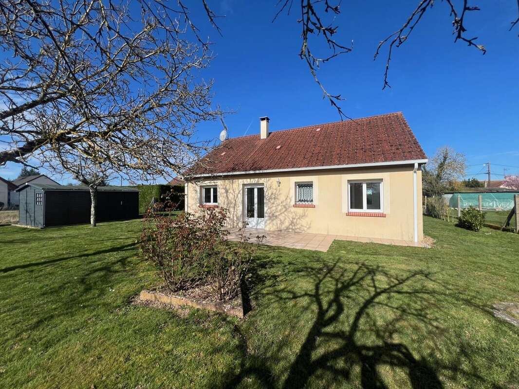 Maison à SAINT-MARTIN-SUR-OCRE