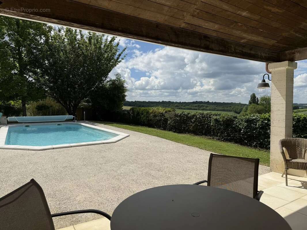 Maison à PERIGNAC