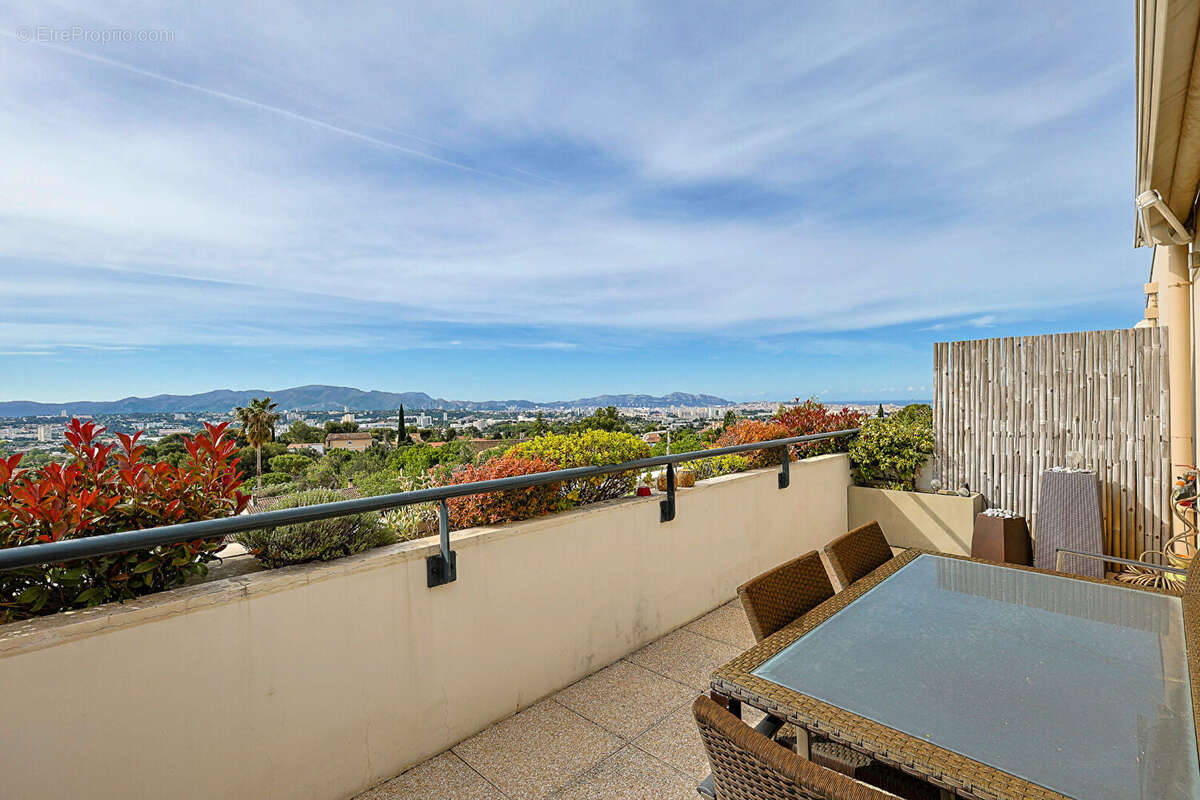 Appartement à MARSEILLE-13E