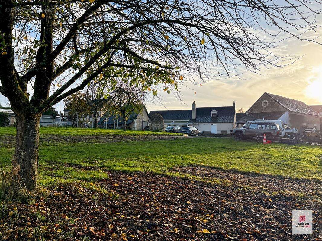 Maison à DISSE-SOUS-LE-LUDE