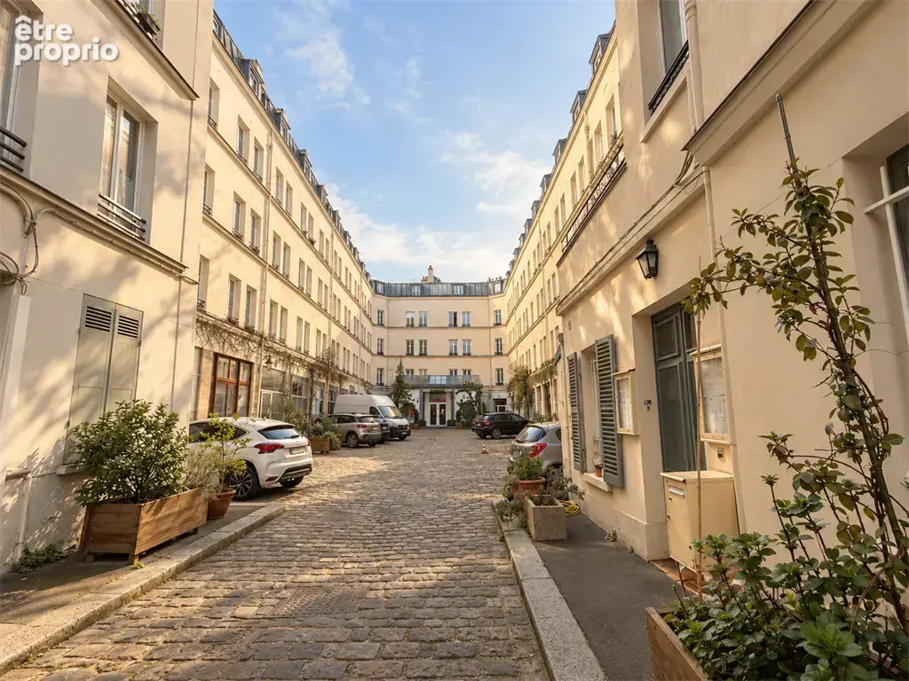 Appartement à PARIS-11E