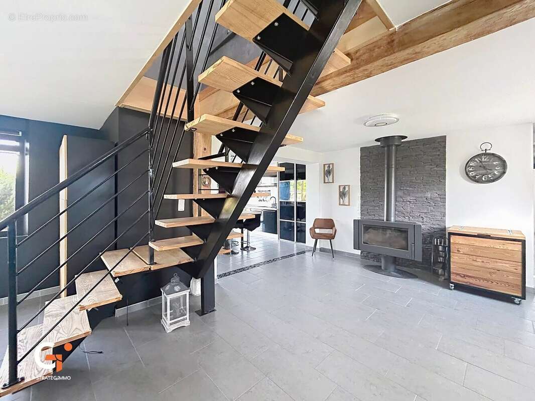 Maison à HAUVILLE