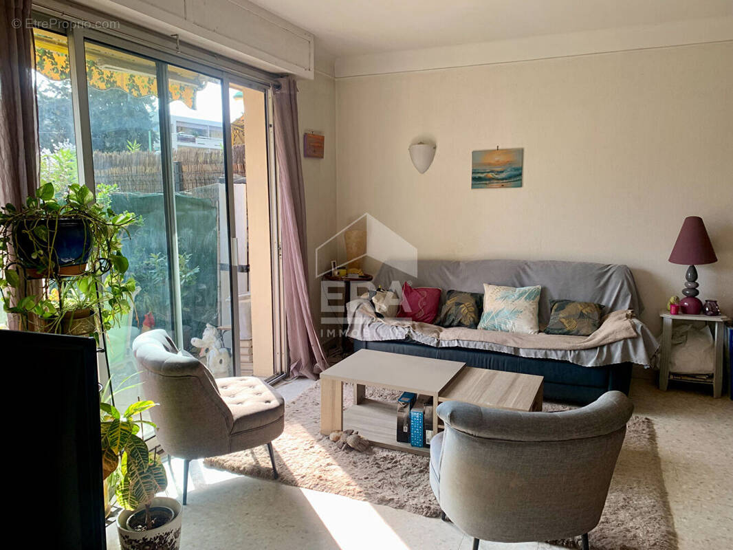 Appartement à LE CANNET