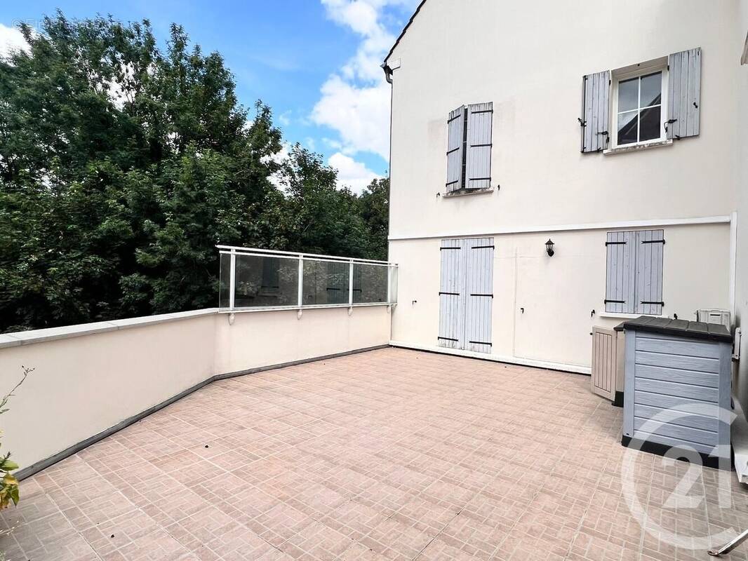 Appartement à DAMMARTIN-EN-GOELE