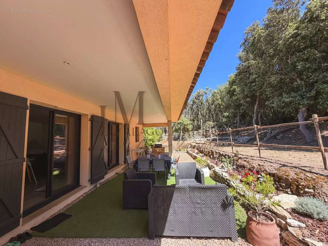 Maison t5 - bonifacio - photo 3
