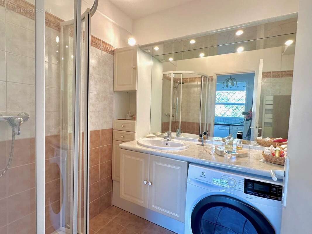 Appartement à VILLEFRANCHE-SUR-MER