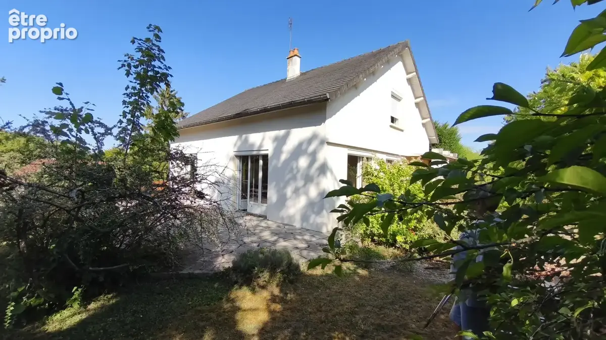 Maison d'habitation de 108 m2 sur terrain de 2 700 m2 - photo 3