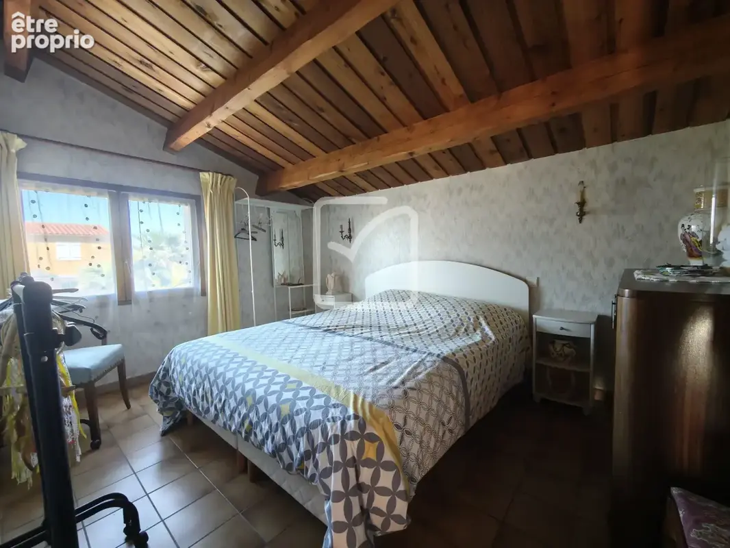 Agréable vaste maison d'habitation en zone calme et résidentielle - photo 18