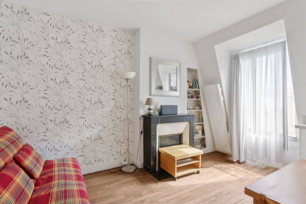 Appartement à PARIS-7E