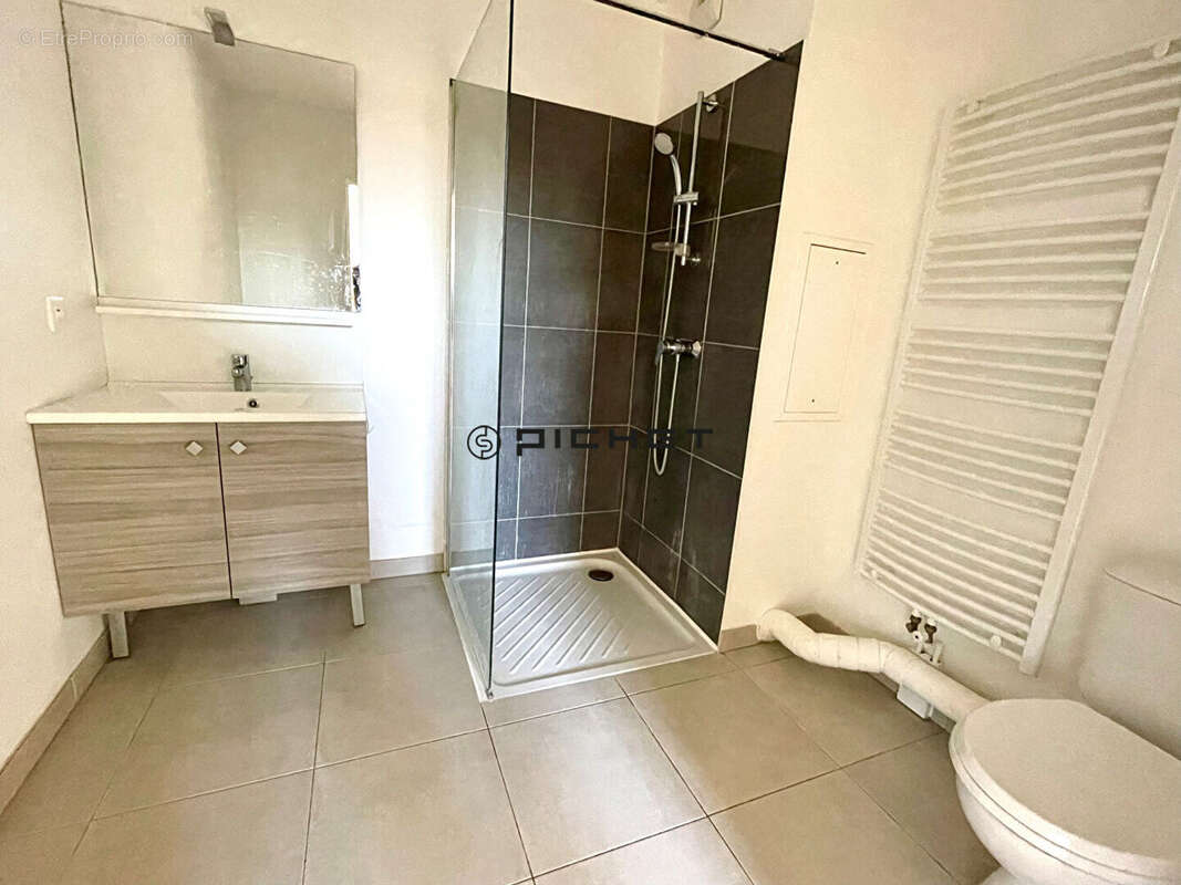 Appartement à BREUILLET