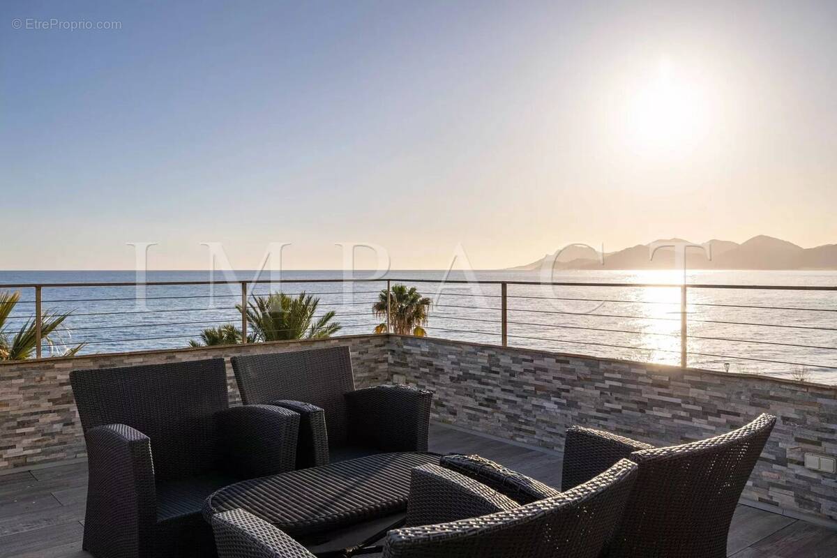 Appartement à CANNES