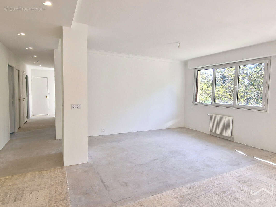 Appartement à ETIOLLES