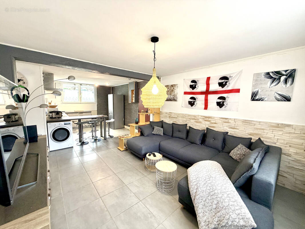 Appartement à SAINT-JEAN-DE-MAURIENNE