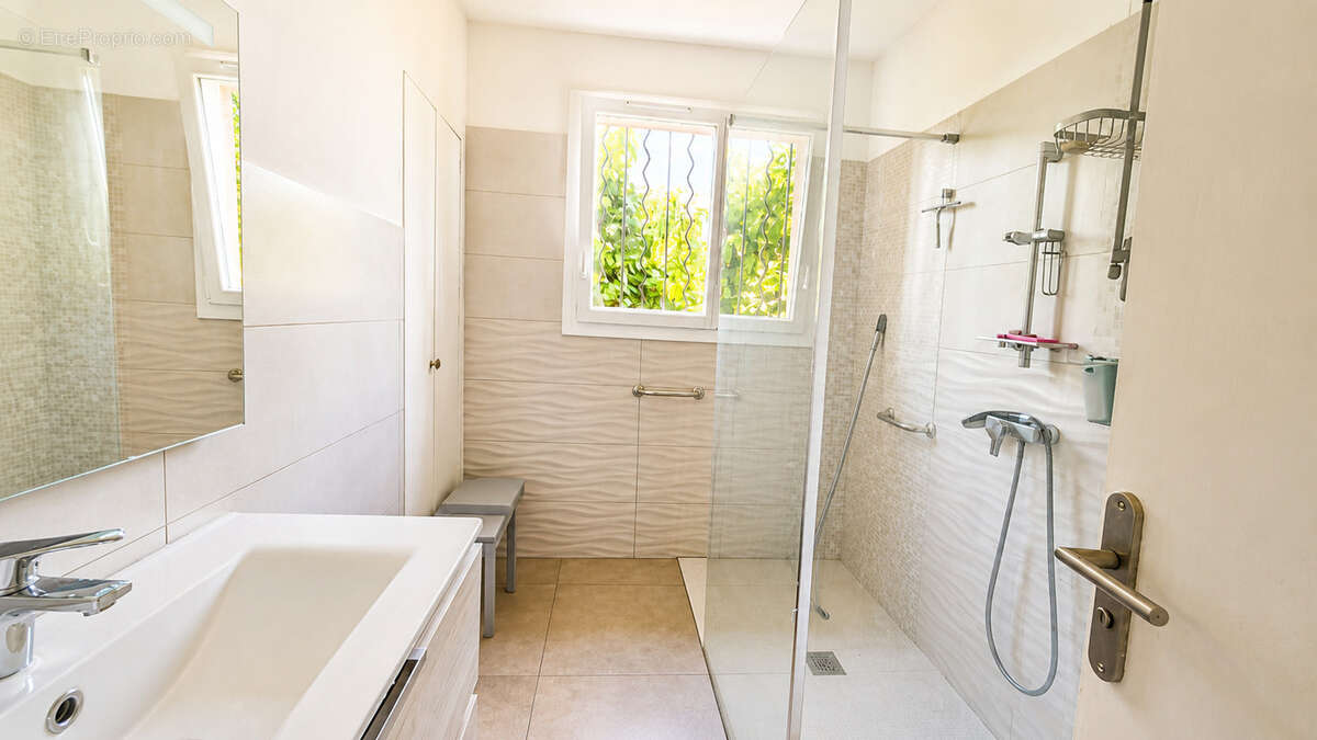Maison à MARSEILLE-8E
