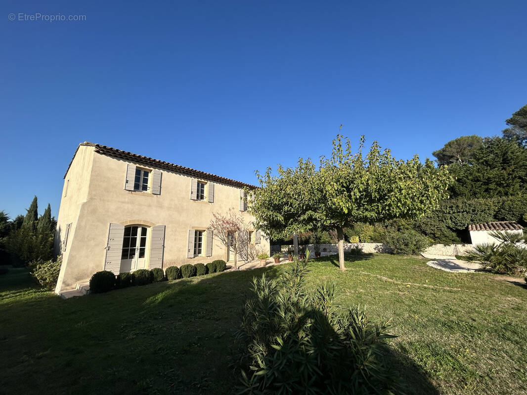 Maison à CABRIES