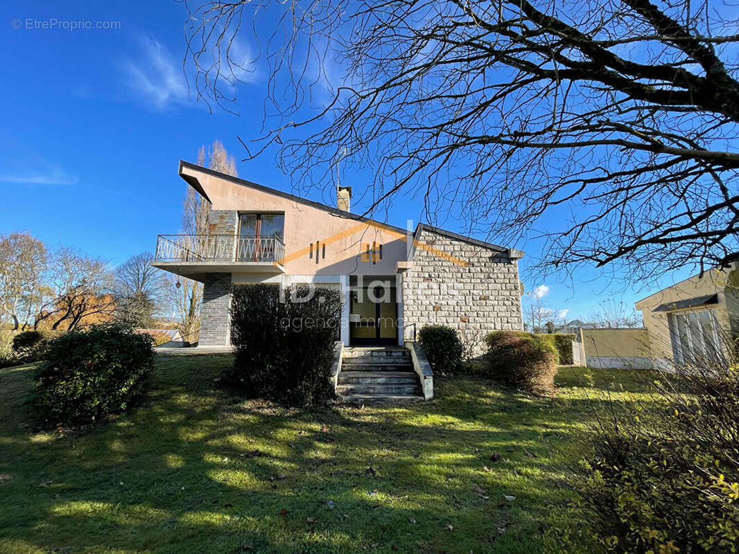 Maison à CONGRIER