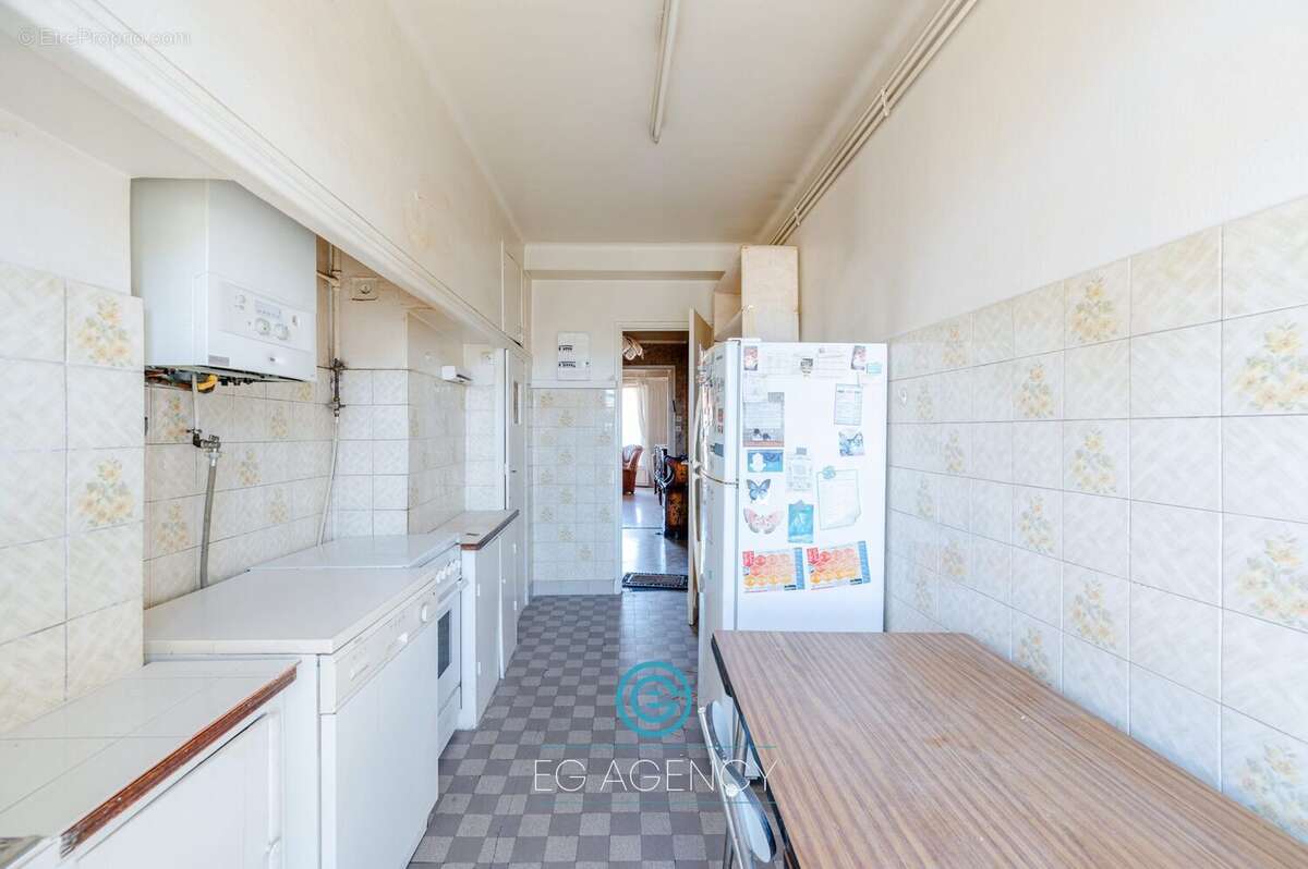 Appartement à MARSEILLE-7E