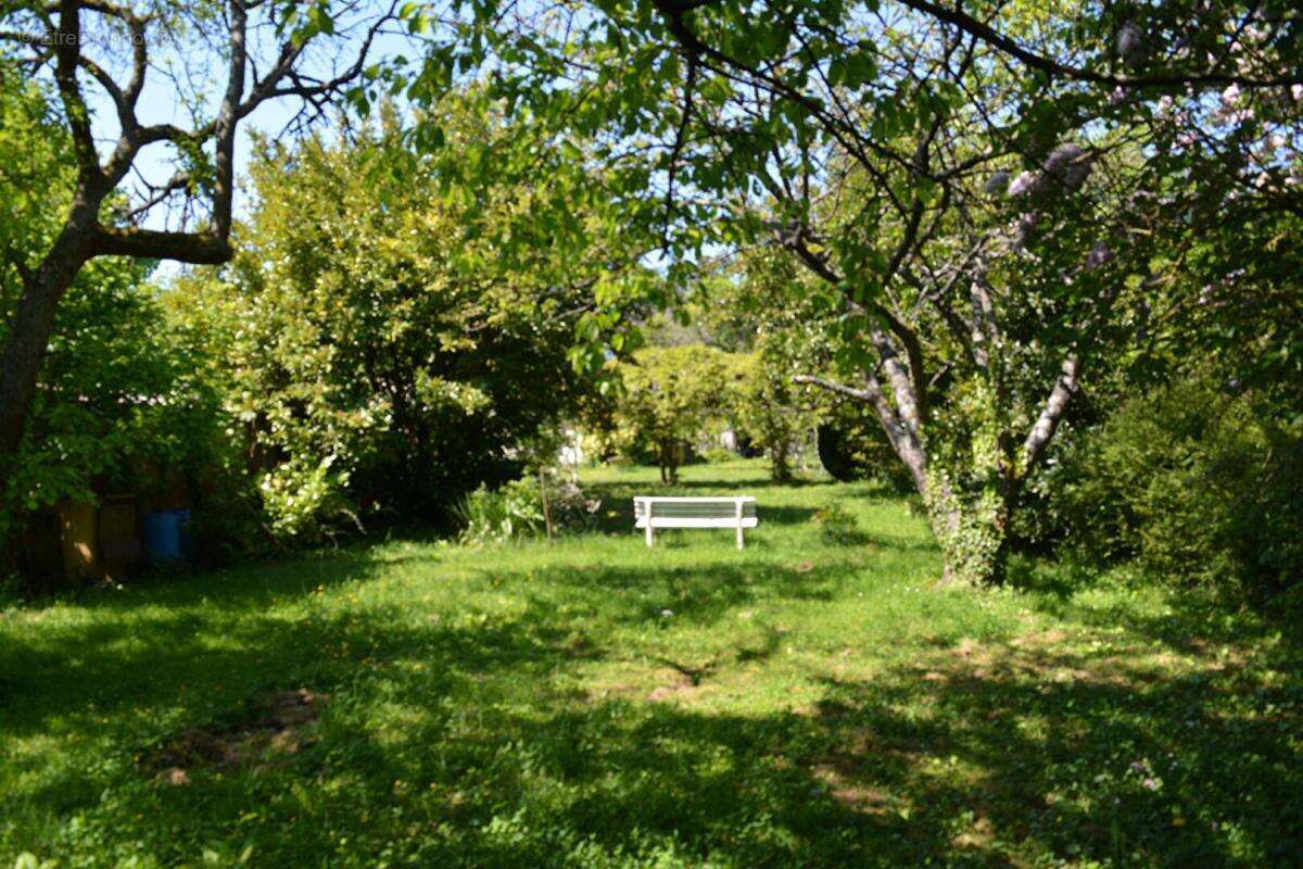 Maison à MONTMORENCY