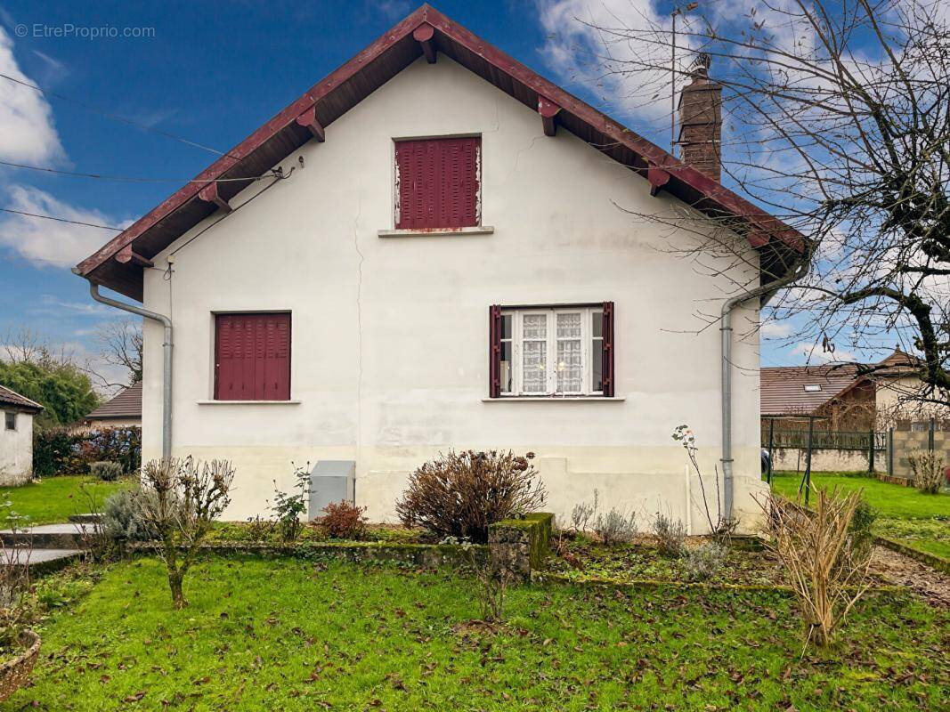 Maison à VILLERS-FARLAY
